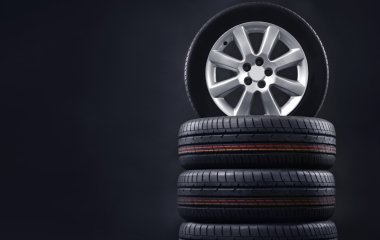 Як краще зберігати гуму: в лежачому чи стоячому положені, за якої температури