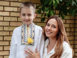 Денисенко здивувала реакцією 8-річного сина на заручини з Савранським і заговорила про дату весілля
