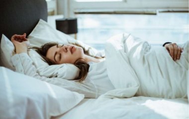 Врачи рассказали, какие болезни лечит сон