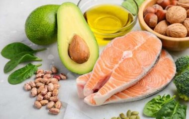 Медики назвали ТОП-5 продуктов, которые укрепляют и чистят сосуды: сплошная польза