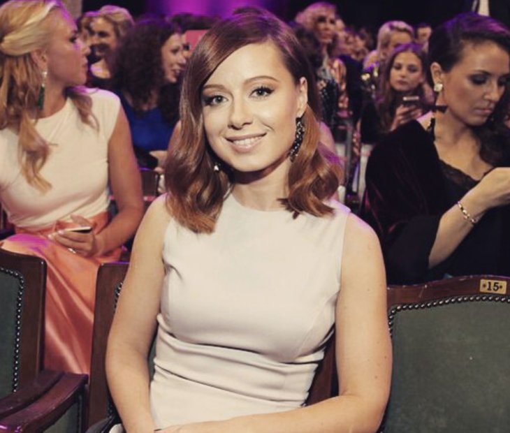 Юлия Савичева с удовольствием посетила светское мероприятие