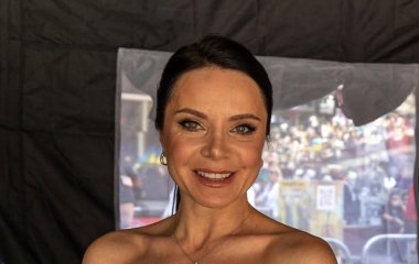 Лілія Подкопаєва зворушила фото з наймолодшою донькою на різдвяному святі в українській школі США