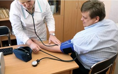 Стрес, вік та шкідливі звички: що впливає на розвиток хвороб серця