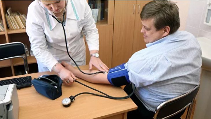 Стрес, вік та шкідливі звички: що впливає на розвиток хвороб серця