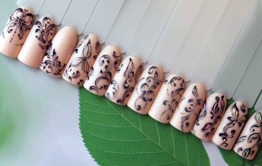 Вензеля на ногтях — модный дизайн ногтей с завитками, фото