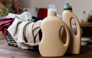 Як вивести в’їдливий запах секонд-хенду з одягу: дієві поради