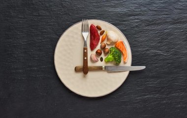 Диета 16/8. В чем подвох и как она действует на наше самообладание