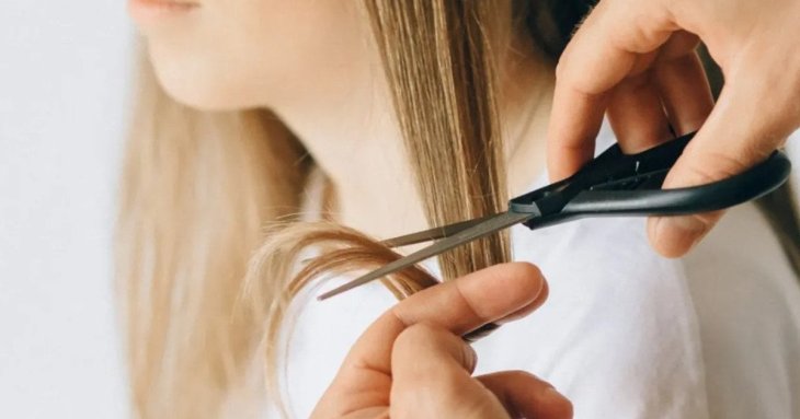 Як часто стригти волосся, фарбувати, доглядати за ним, оновлювати мелірування — розповіли експерти