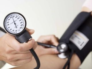 Что делать, если резко поднялось давление: самые действенные препараты