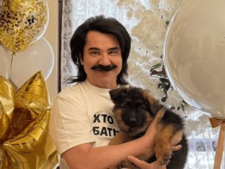 Павло Зібров святкує 69-річчя з новим членом родини, який вже встиг довести співака до сліз