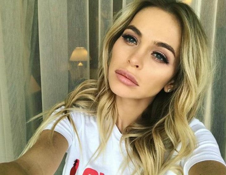 Анна Хилькевич показала первое «первое sexy-фото»