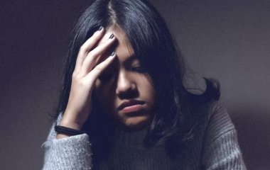 Чи часто болить голова? Дізнайтеся симптоми, при яких час бити на сполох