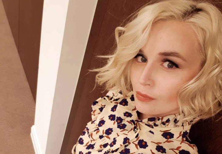 Полина Гагарина показала, как отдыхает на даче 