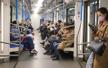 Вакцинолог рассказал о будущем коронавируса