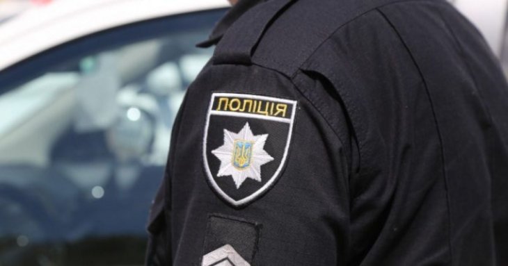 У Карпатах чоловік влаштував інтимне шоу у магазині: він заплатив 17 000 гривень