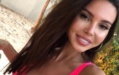 Оксана Самойлова показала стройную фигуру на пятый день после родов