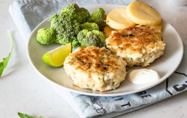 20 мин и блюдо готово: вкусные котлеты из картофеля, зелени и рыбы