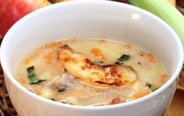 Яблочный суп со свининой: как приготовить блюдо наших предков