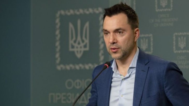 Арестович: Умови України – виведення всіх російських військ, із Криму та ОРДЛО теж