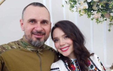 Дружина Олега Сенцова показала рідкісне фото сина та привітала його з 3-річчям: який вигляд має Дем’ян