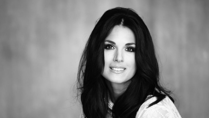 Маша Ефросинина отдохнула в ОАЭ и поделилась яркими снимками с фанатами