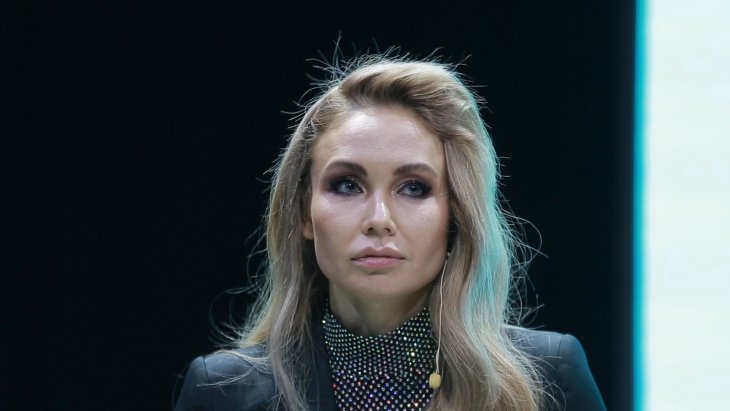 Ляйсан Утяшева и Татьяна Навка носят одинаковые платья