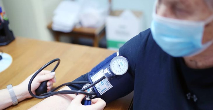 Підступна хвороба: чи можна знижувати тиск без ліків