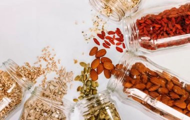 Вчені запропонували додавати в їжу немовлят продукти із цільного зерна