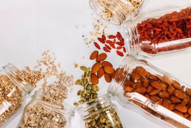 Вчені запропонували додавати в їжу немовлят продукти із цільного зерна