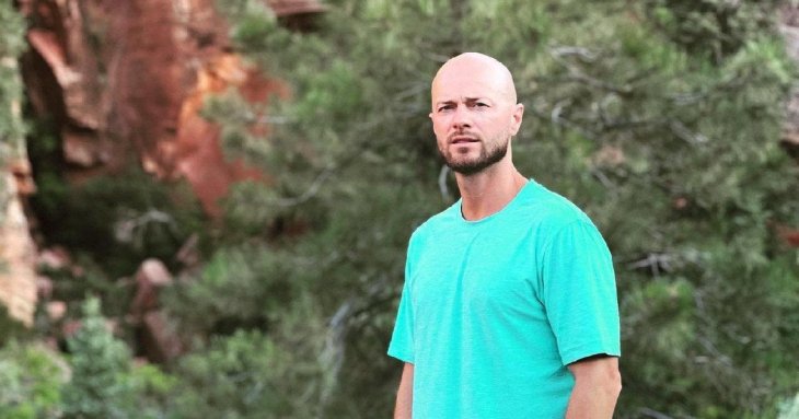 Влад Яма, який живе в США, після тривалого мовчання різко відреагував на кривавий удар РФ по Києву