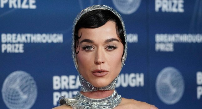 Кеті Перрі звинуватили в сексуальних домаганнях: поліція розпочала розслідування