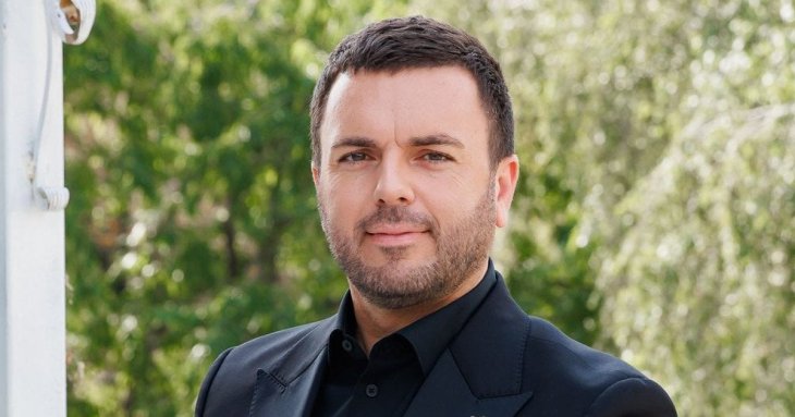 Григорій Решетник вперше за тривалий час замилував фото з батьками та щемко звернувся до тата