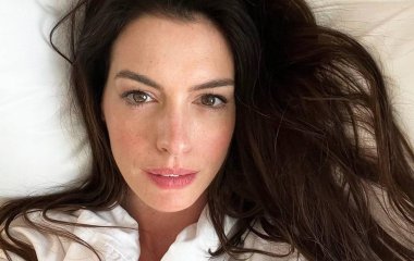 Энн Хэтэуэй стала лицом японского бренда (видео)