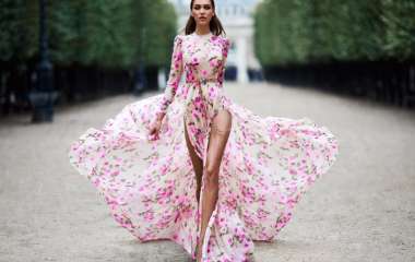 Модные женские платья с объемным цветочным декором, фото