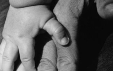 Не подарунки, а час: чотири уроки від психіатра, як татові стати справжньою опорою
