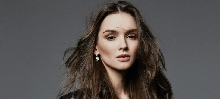 Паулина Андреева показала обручальное кольцо