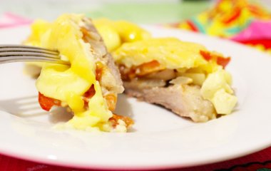 Лучшие рецепты приготовления мяса по-французски с грибами, помидорами и сыром