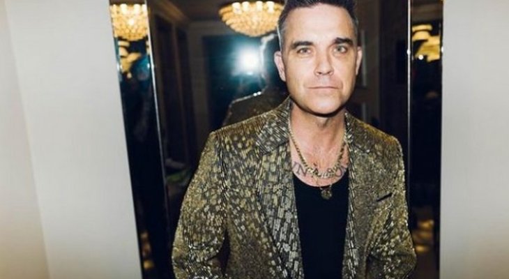 Робби Уильямс стремительно начал лысеть: фото певца