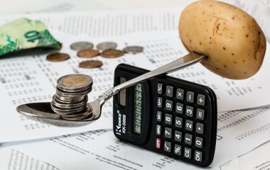 Як заощадити гроші при маленькій зарплаті: 3 корисні лайфхаки