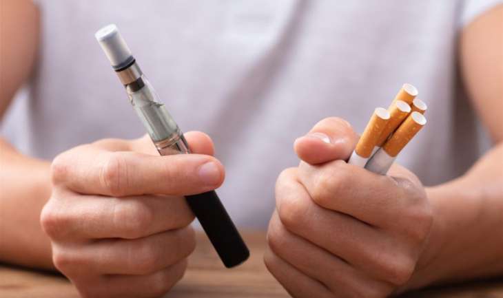 Американские кардиологи предупредили о рисках при переходе с сигарет на электронные аналоги