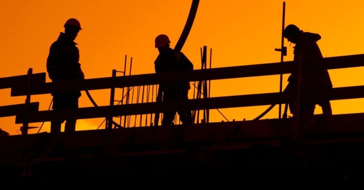 Дешева робоча сила: на ТОТ привозять білоруських будівельників