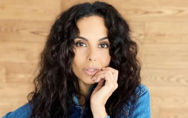 Настя Каменских представила клип на новую испаноязычную песню