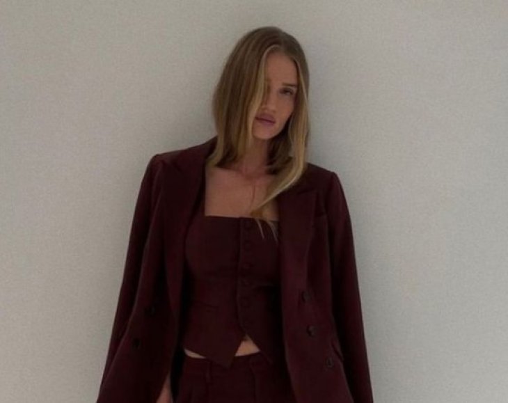 Роузи Хантингтон-Уайтли показала себя без макияжа (фото)