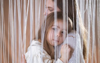 Як правильно сказати дитині про загибель близького на війні: поради психологині