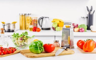 Будет, как новая: 3 простых способа заточить терку