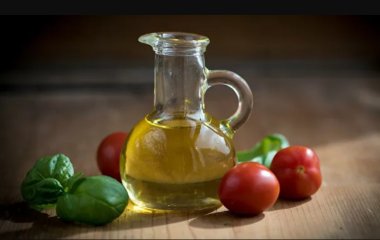 Онколог назвав продукти, від яких потрібно відмовитись