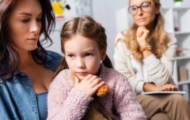 Психіатр розповіла, як зрозуміти, що у підлітка є проблеми з наркотиками
