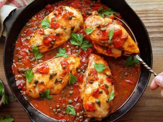 Ученые назвали виды мяса, которые вредят зрению