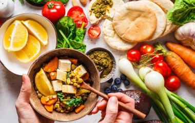 Як врятувати шкіру взимку: п’ять ключових продуктів, які повернуть обличчю сяйво та еластичність