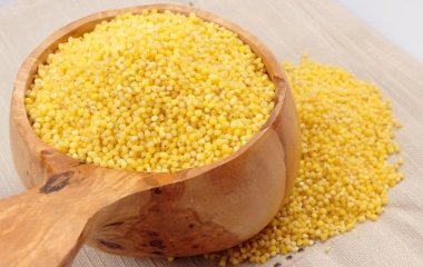 Чому пшоняну крупу потрібно спочатку обсмажити, а потім варити